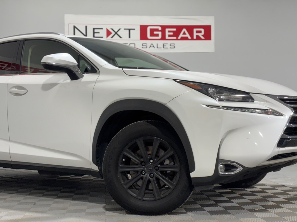 2016 Lexus NX Image 10