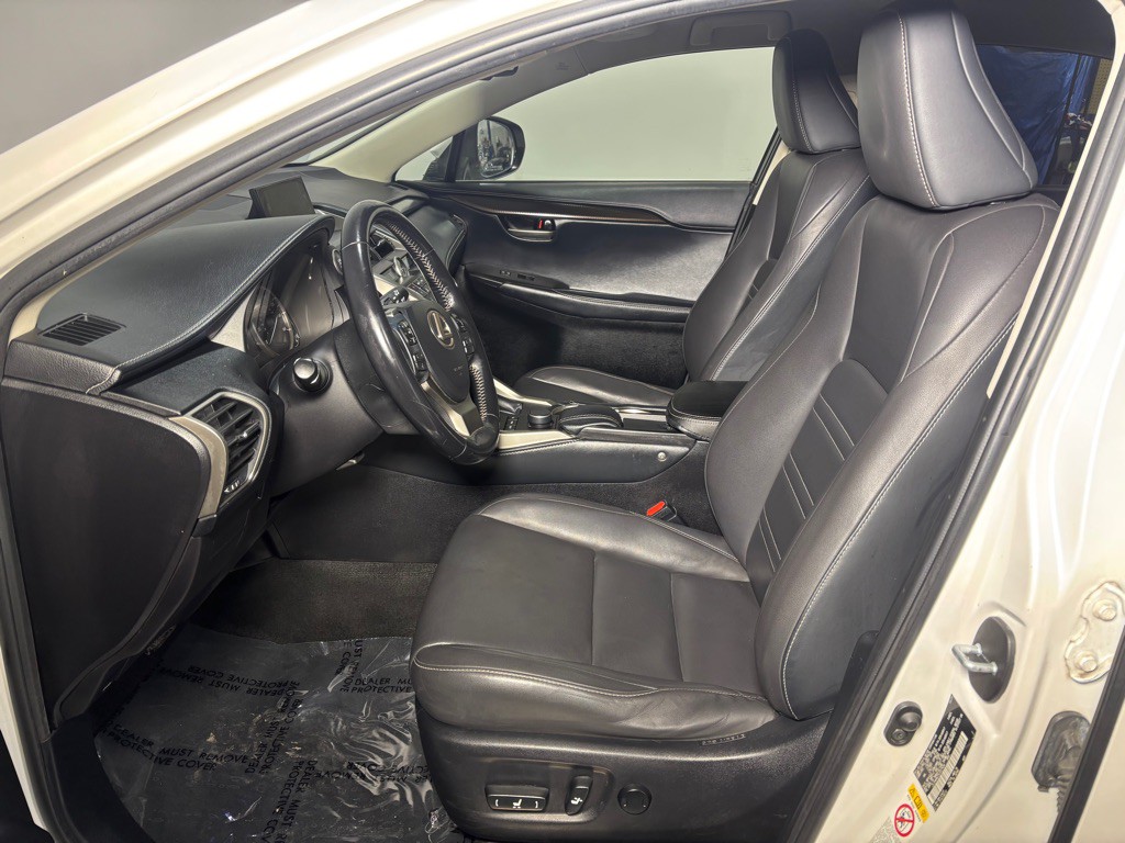 2016 Lexus NX Image 28