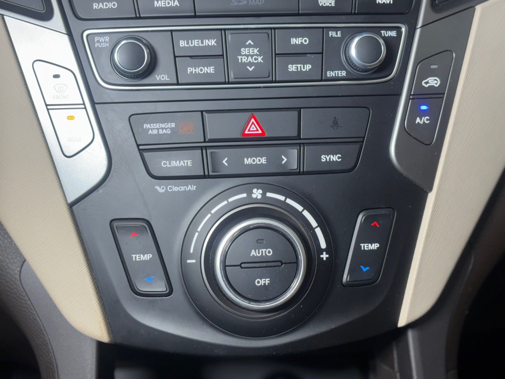 2017 Hyundai Santa Fe Sport Image 17