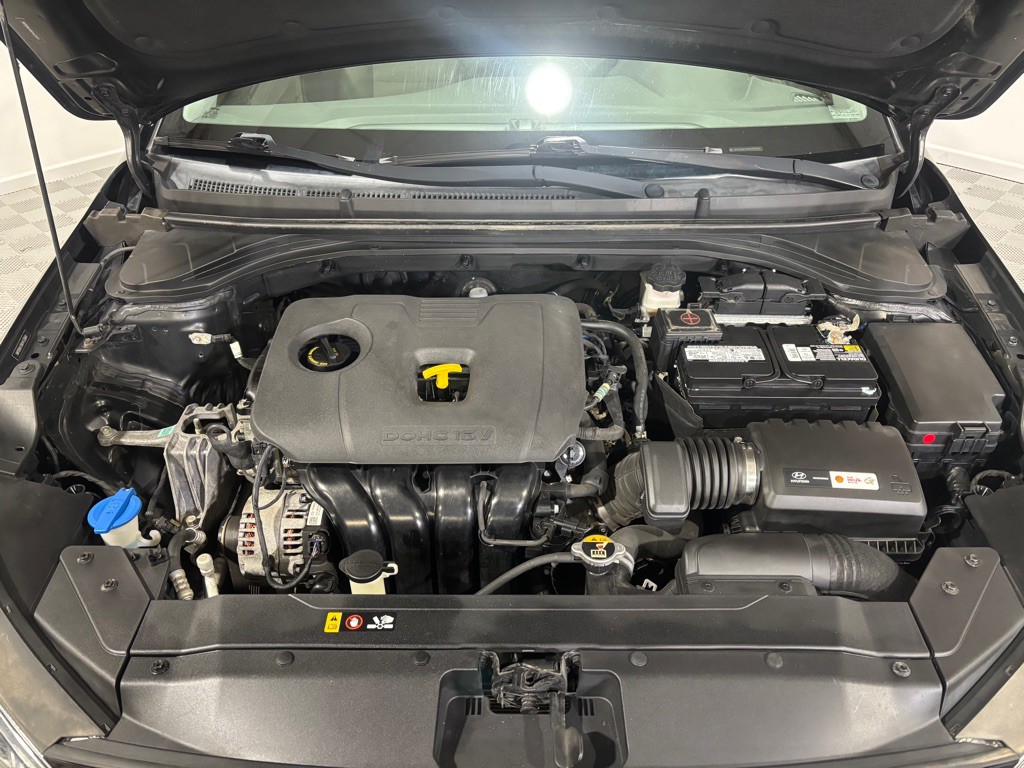 2019 Hyundai Elantra Image 34