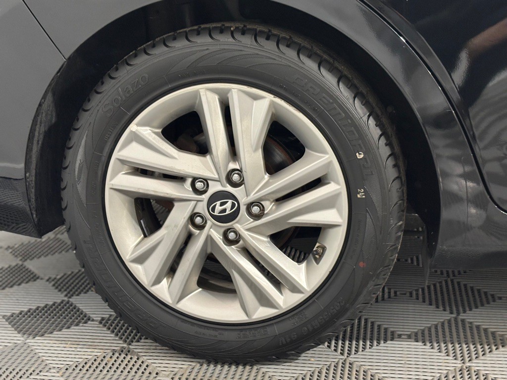 2019 Hyundai Elantra Image 34