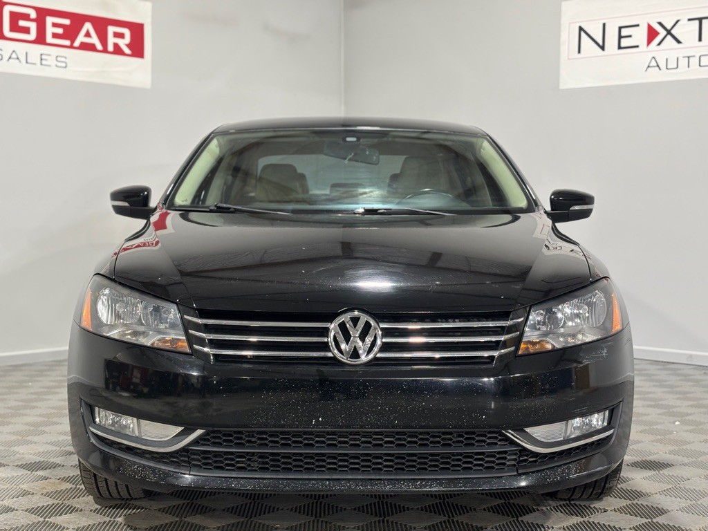 2015 Volkswagen Passat Image 4