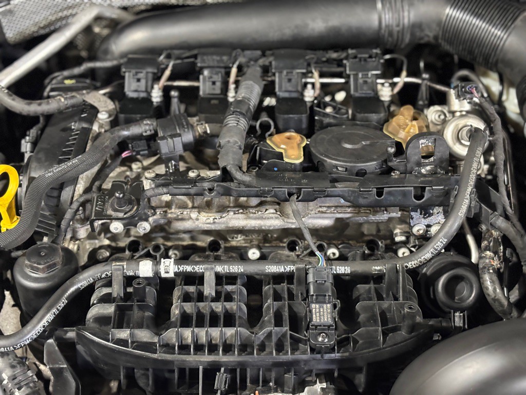 2015 Volkswagen Passat Image 36