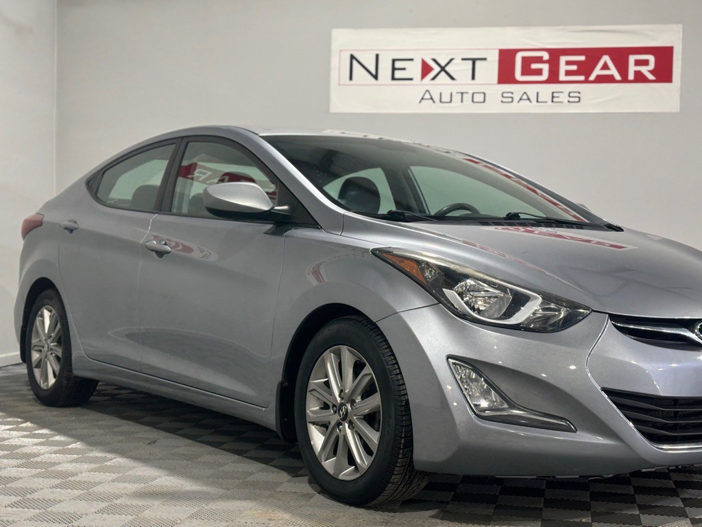 2016 Hyundai Elantra Image 2
