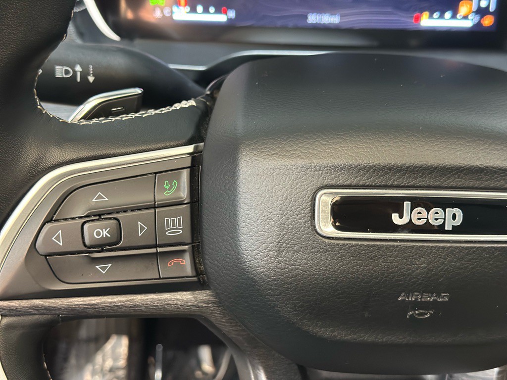 2021 Jeep Grand Cherokee Image 35