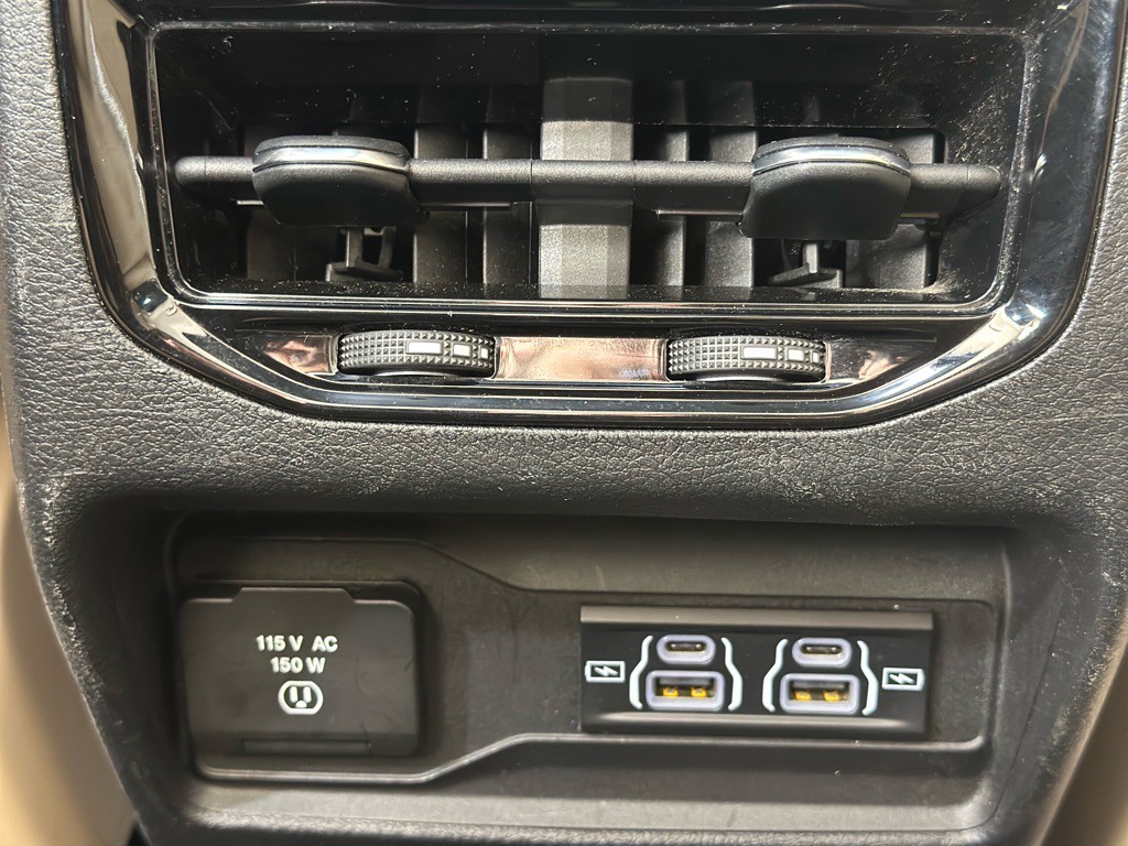 2021 Jeep Grand Cherokee Image 40