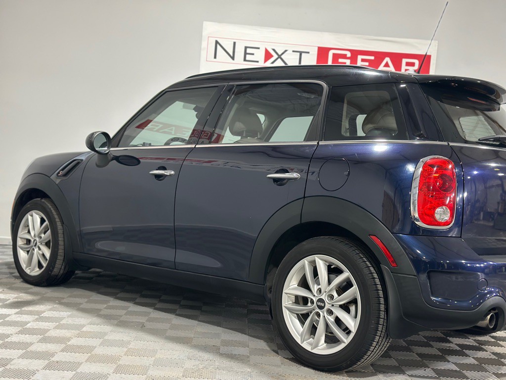 2014 MINI Cooper Image 6
