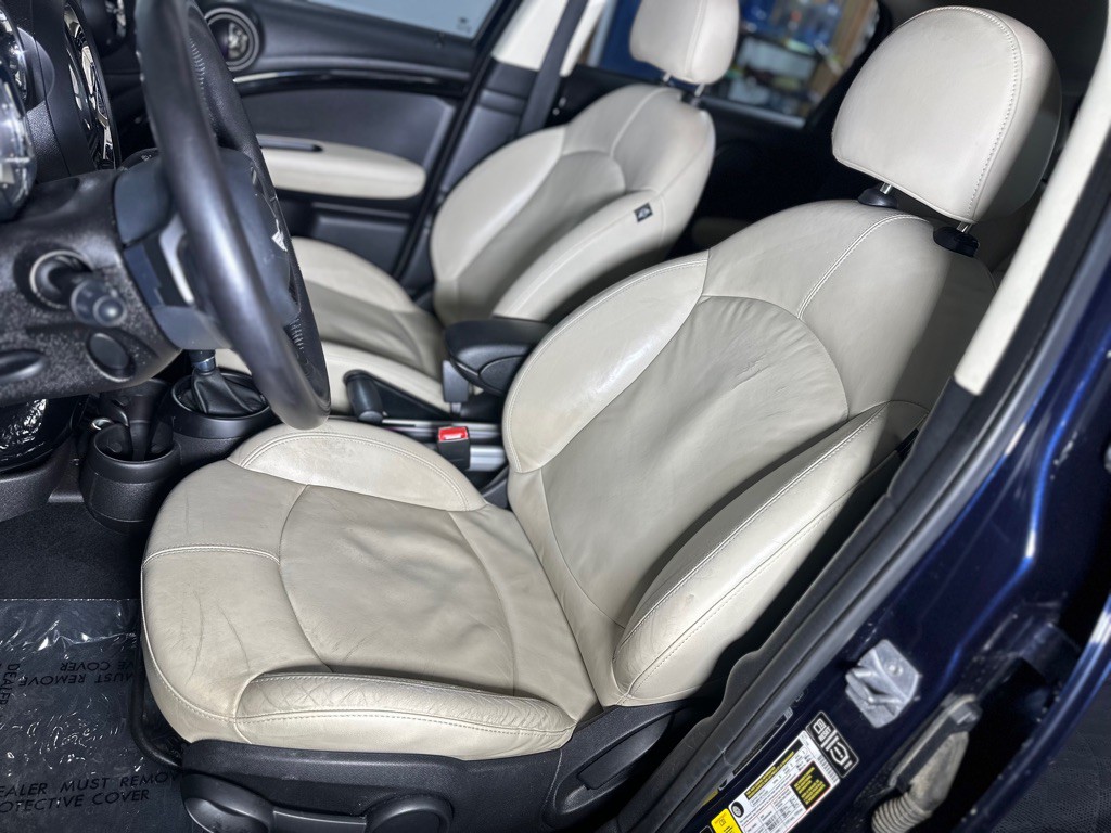 2014 MINI Cooper Image 21