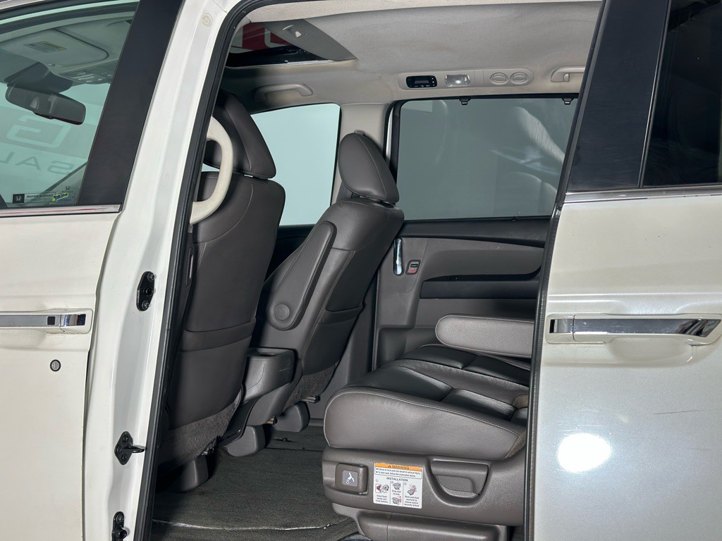 2016 Honda Odyssey Image 10