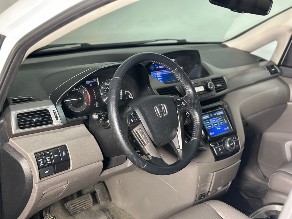 2016 Honda Odyssey Image 28