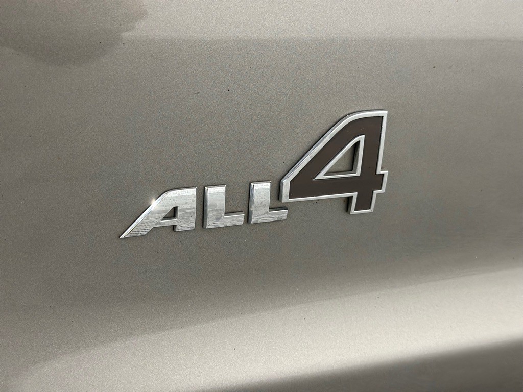 2018 MINI Cooper Image 41