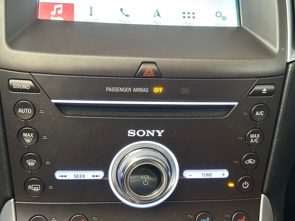 2018 Ford Edge Image 20