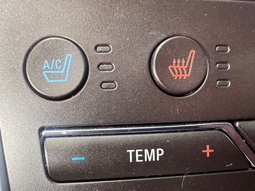 2018 Ford Edge Image 25