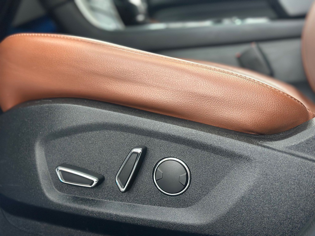 2018 Ford Edge Image 26