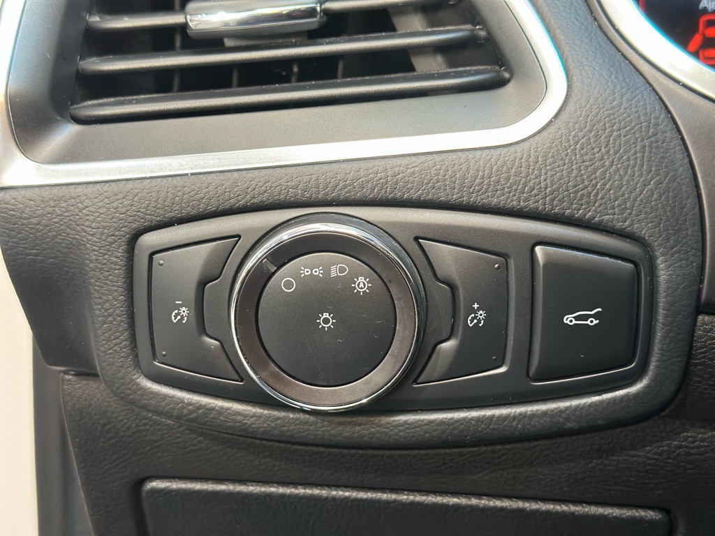 2018 Ford Edge Image 33