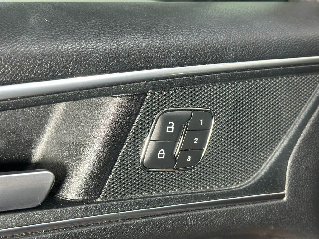 2018 Ford Edge Image 34