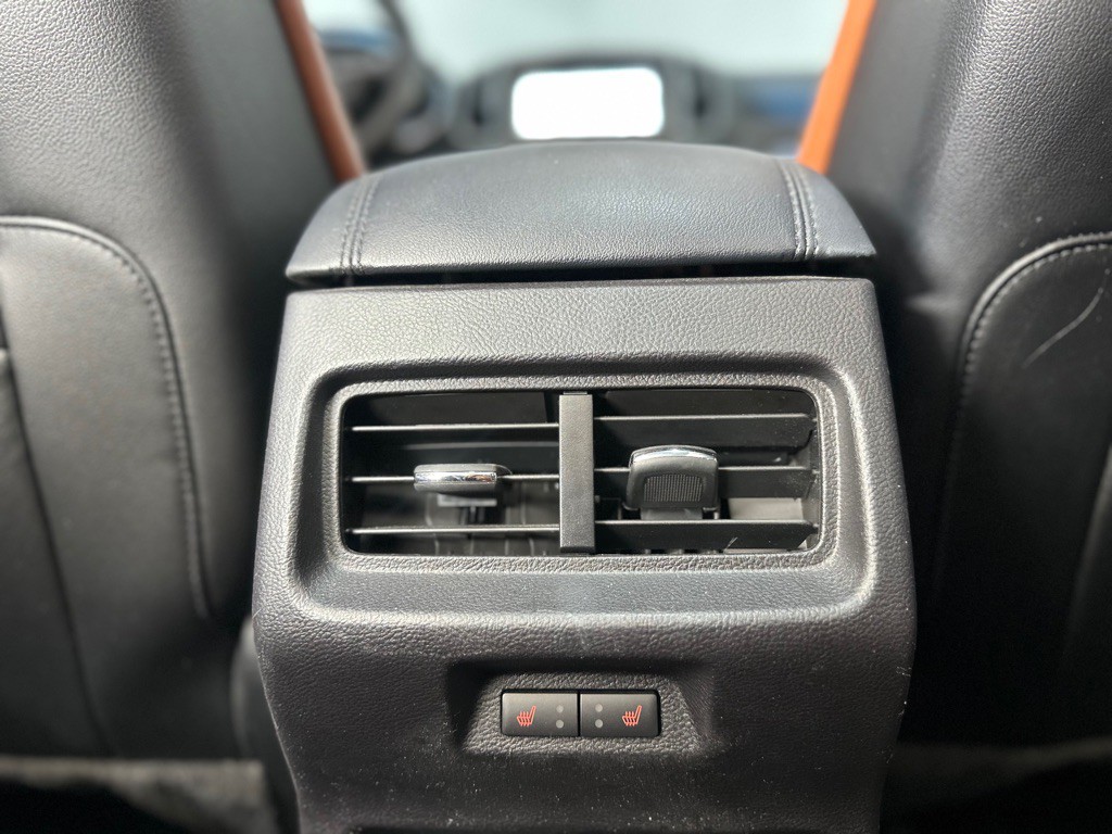 2018 Ford Edge Image 35