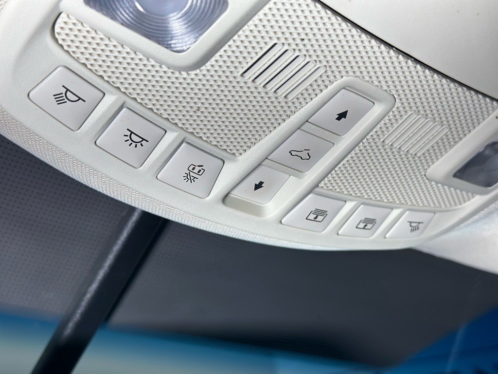 2018 Ford Edge Image 36