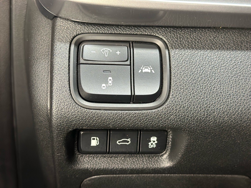 2019 Kia Optima Image 23