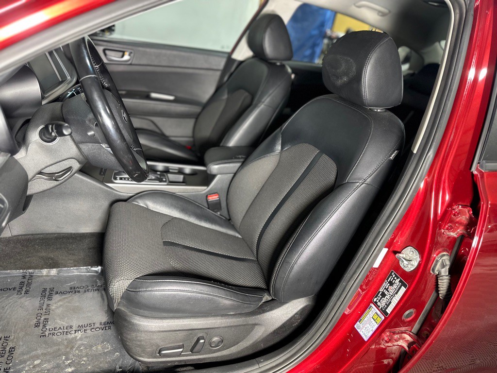 2019 Kia Optima Image 26