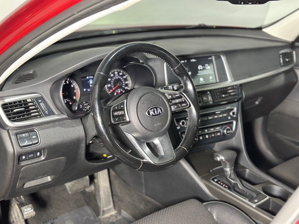 2019 Kia Optima Image 28