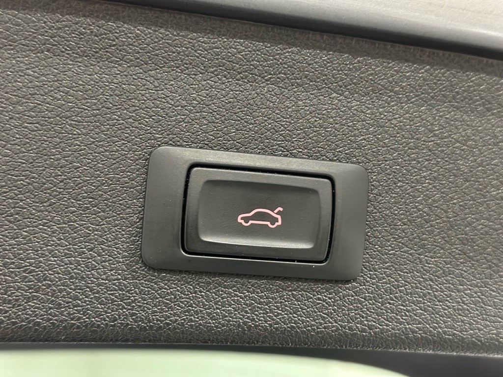 2016 Audi Q5 Image 38