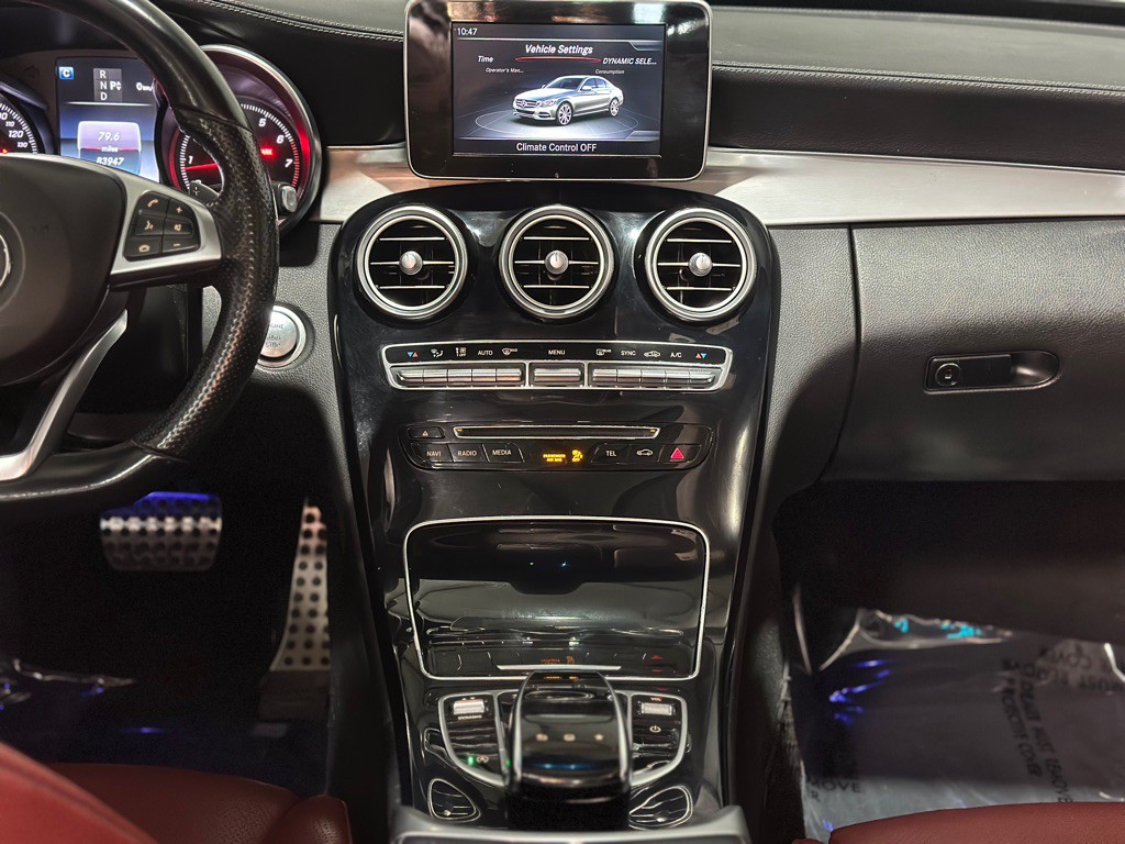 2016 Mercedes-Benz C-Class Image 16