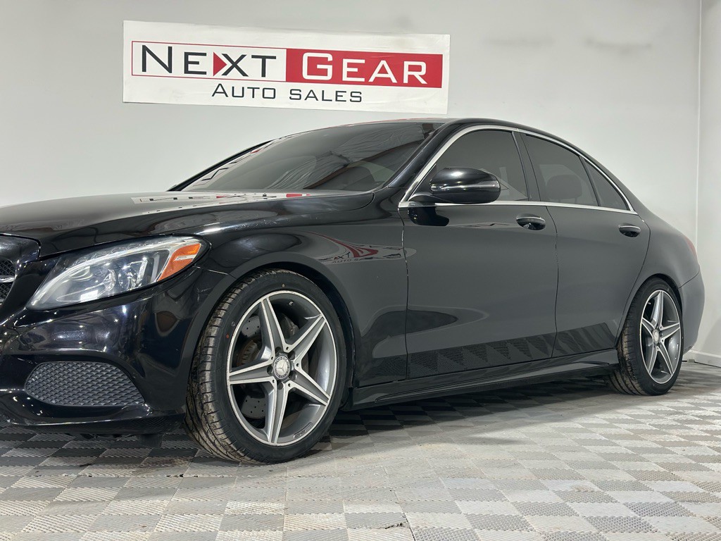 2016 Mercedes-Benz C-Class Image 6