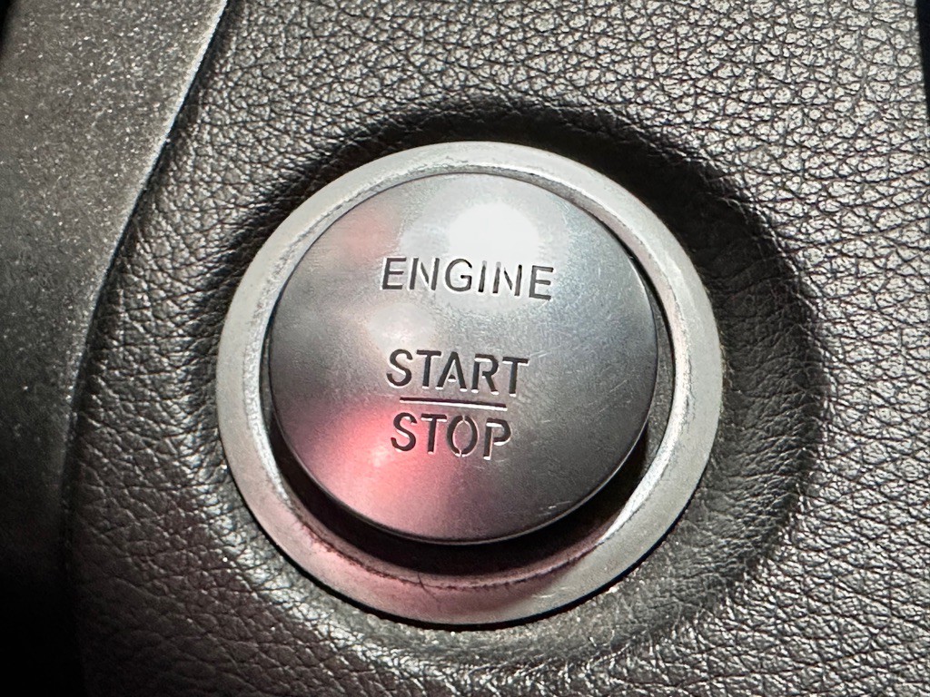 2016 Mercedes-Benz C-Class Image 21