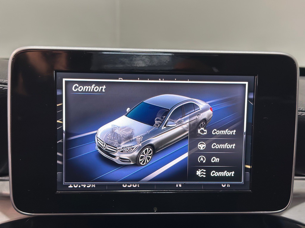 2016 Mercedes-Benz C-Class Image 26