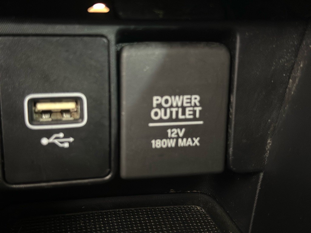 2019 Honda Insight Image 32