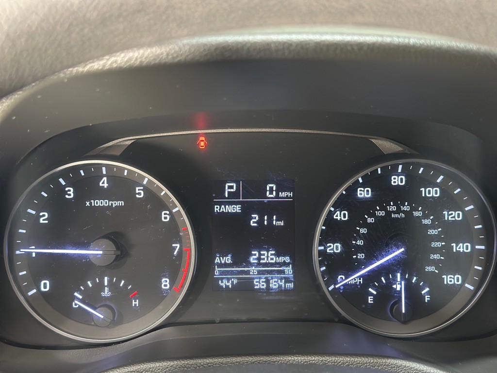 2018 Hyundai Elantra Image 12