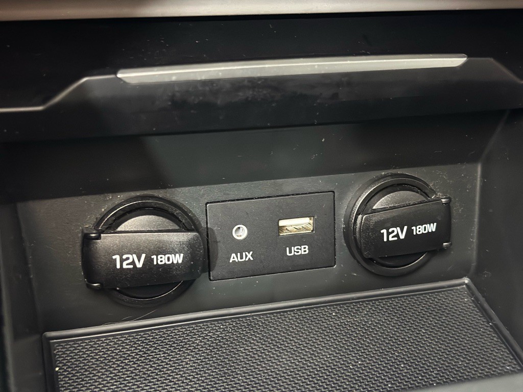 2018 Hyundai Elantra Image 19