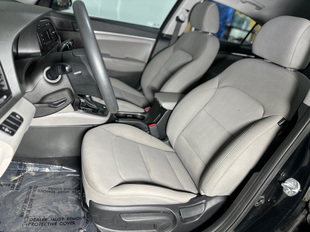 2018 Hyundai Elantra Image 21