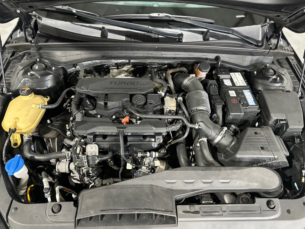 2022 Kia K5 Image 46