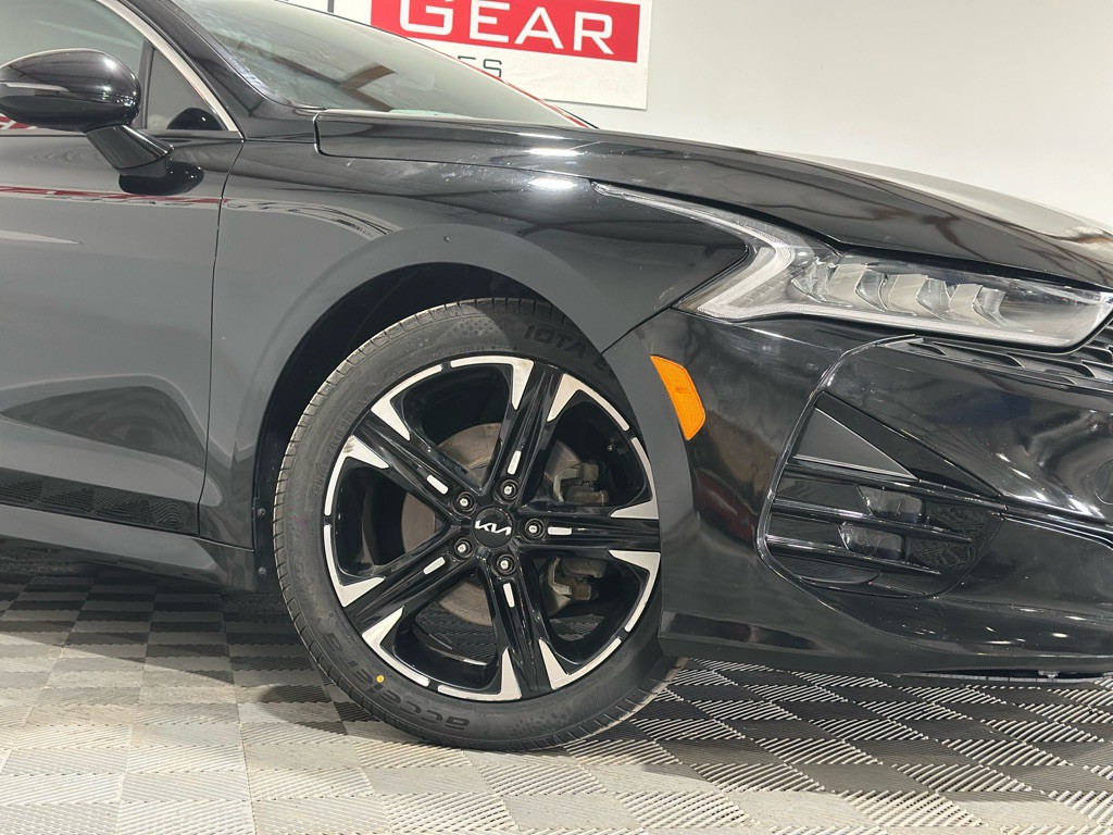 2022 Kia K5 Image 49