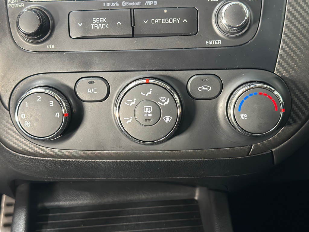 2015 Kia Forte Image 17