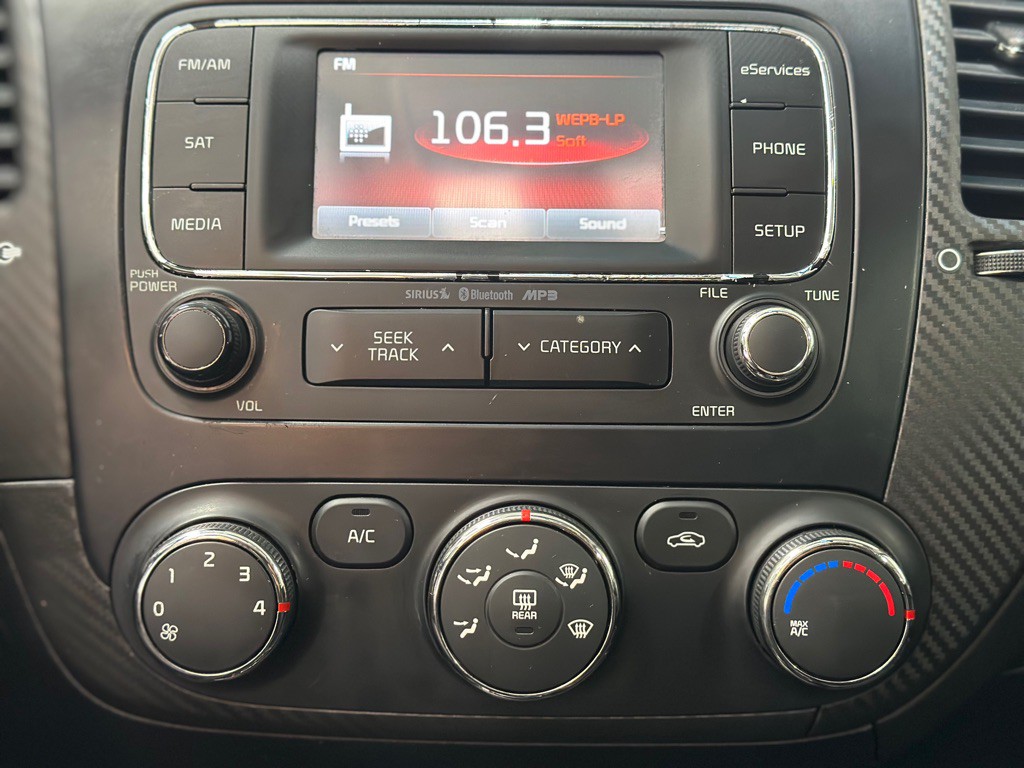 2015 Kia Forte Image 18