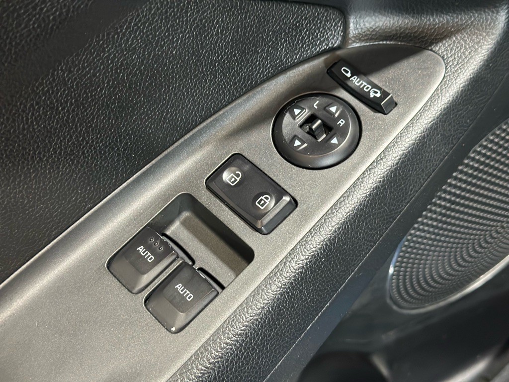 2015 Kia Forte Image 33