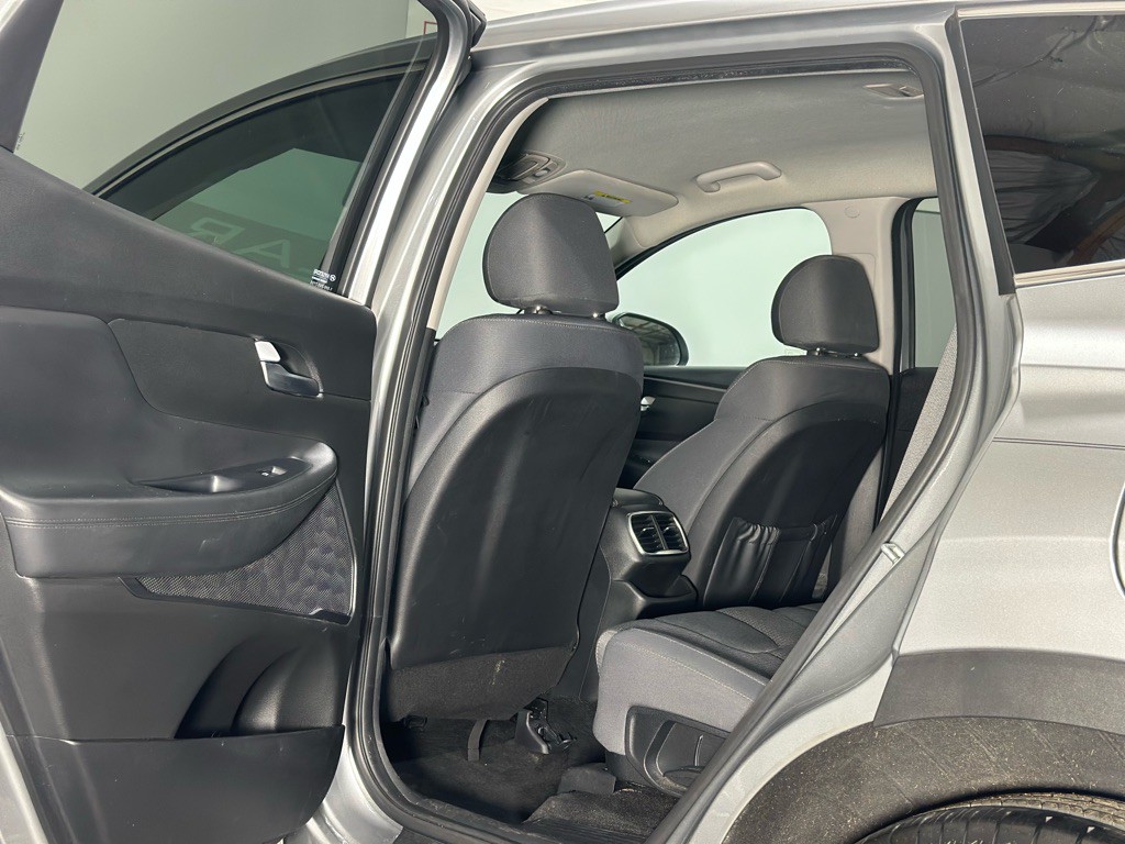 2020 Hyundai Santa Fe Image 12