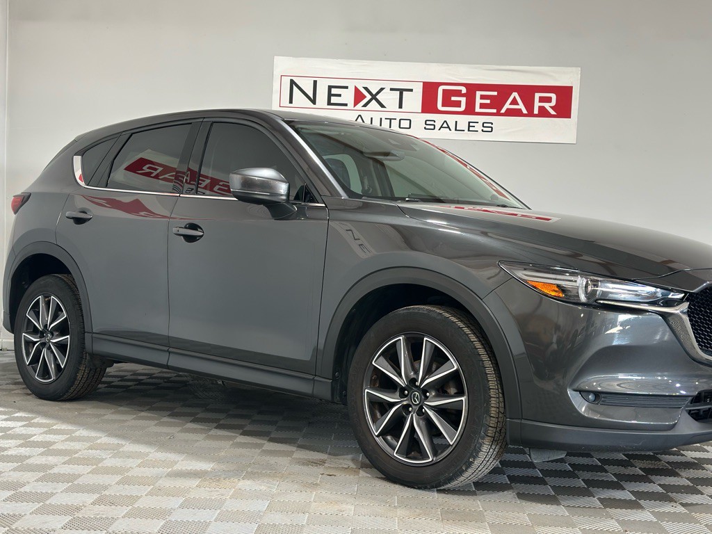 2017 Mazda CX-5 Image 2