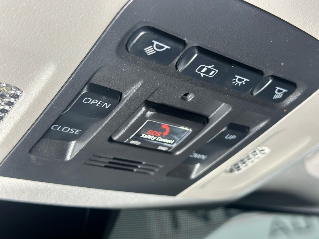 2020 Toyota Camry Image 22