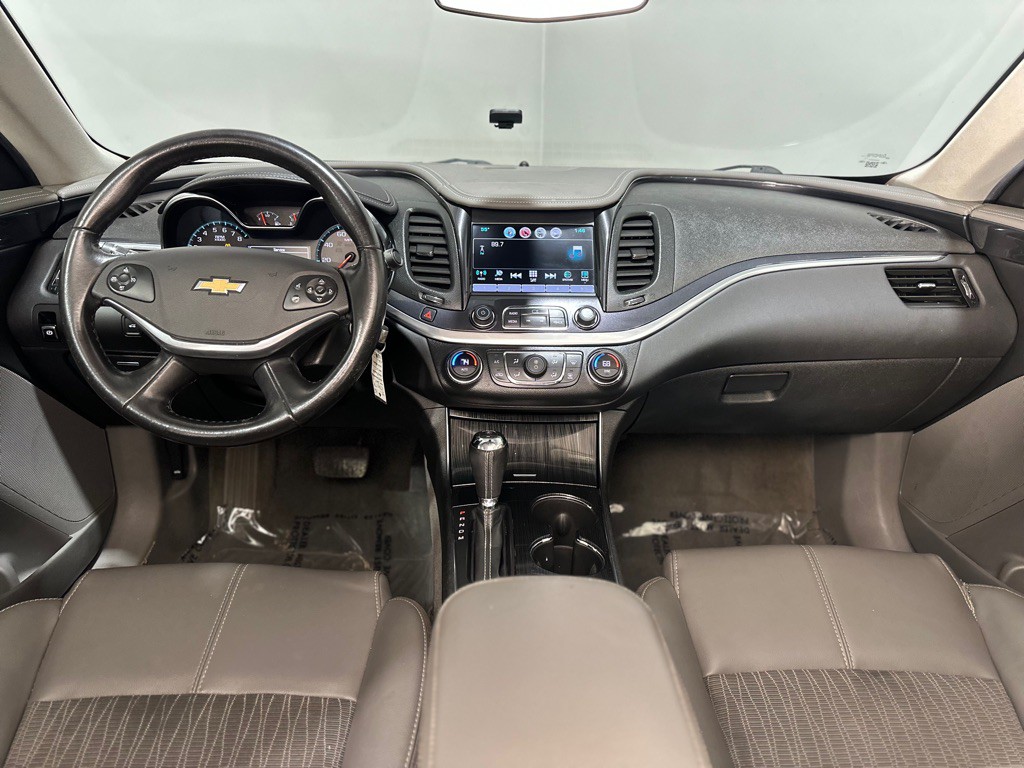 2017 Chevrolet Impala Image 12