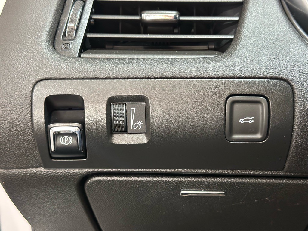 2017 Chevrolet Impala Image 22