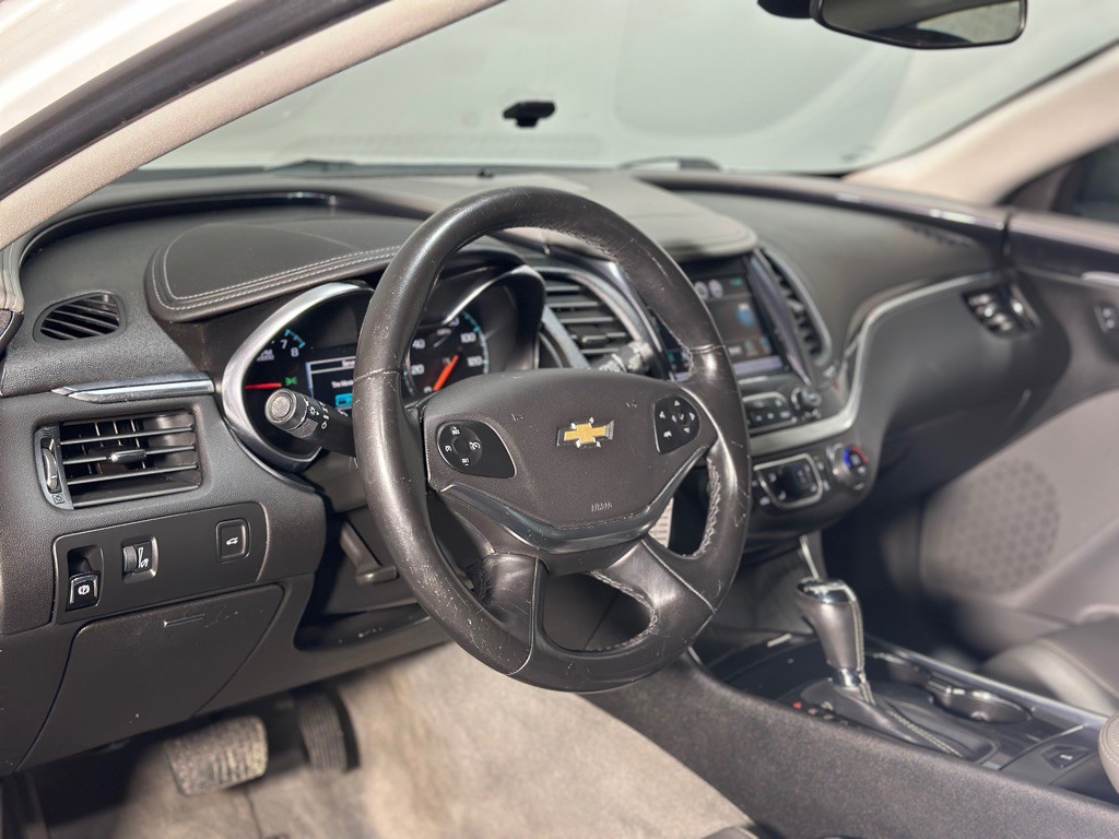 2017 Chevrolet Impala Image 26
