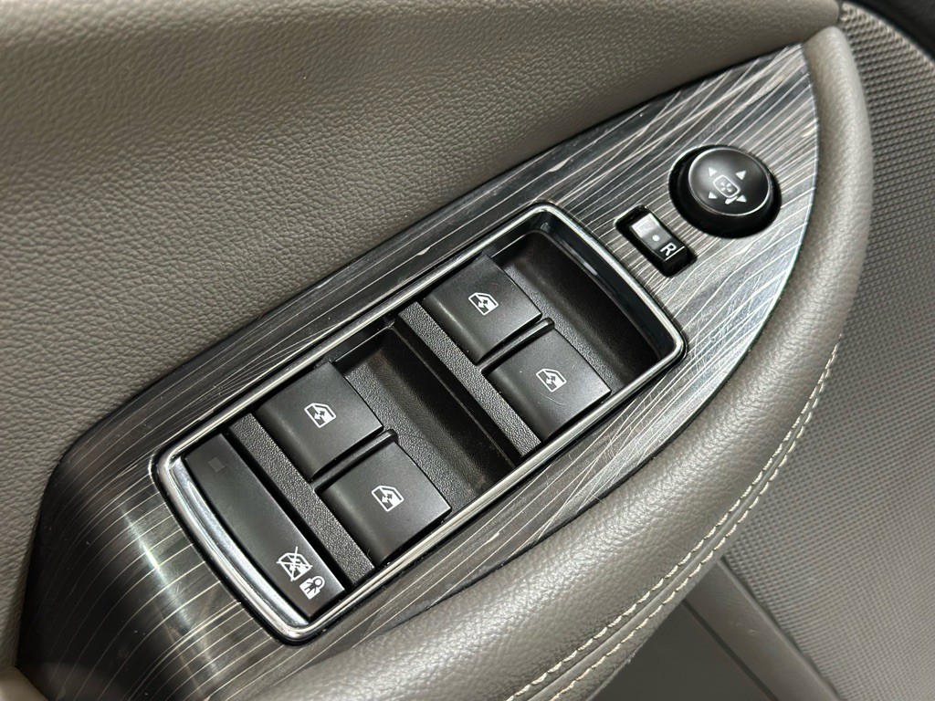 2017 Chevrolet Impala Image 29