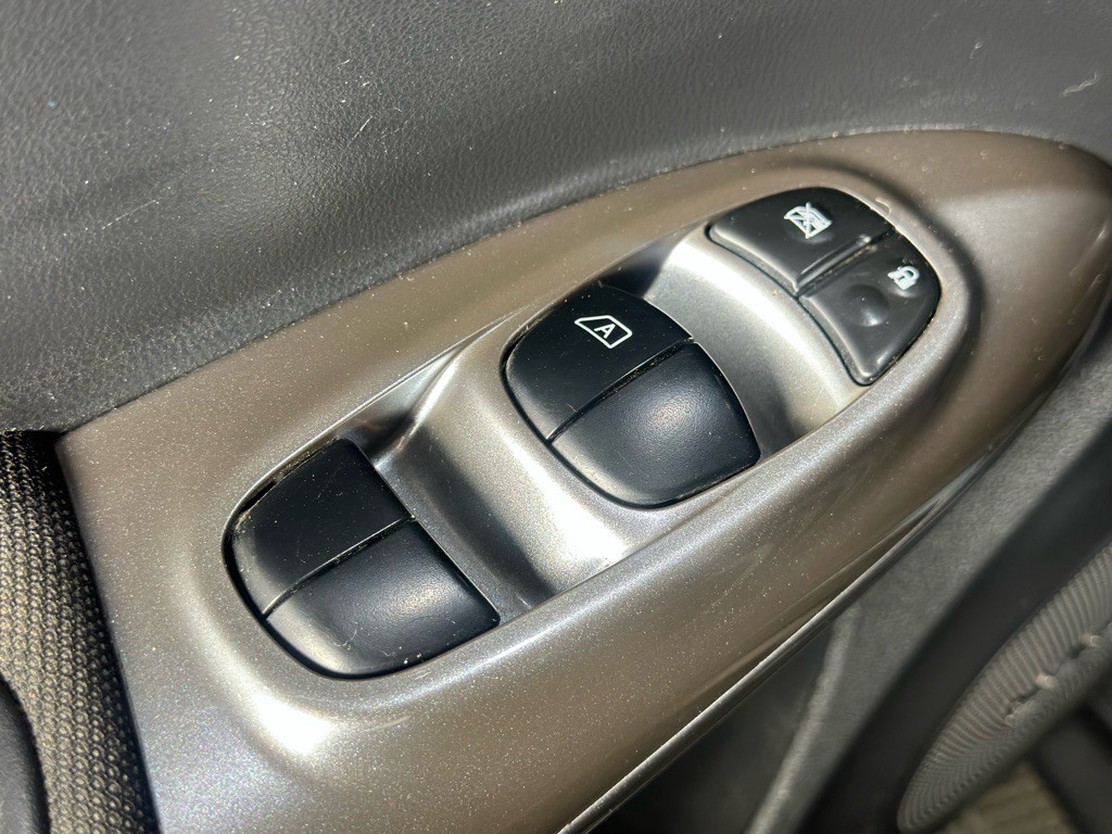 2013 Nissan Juke Image 30