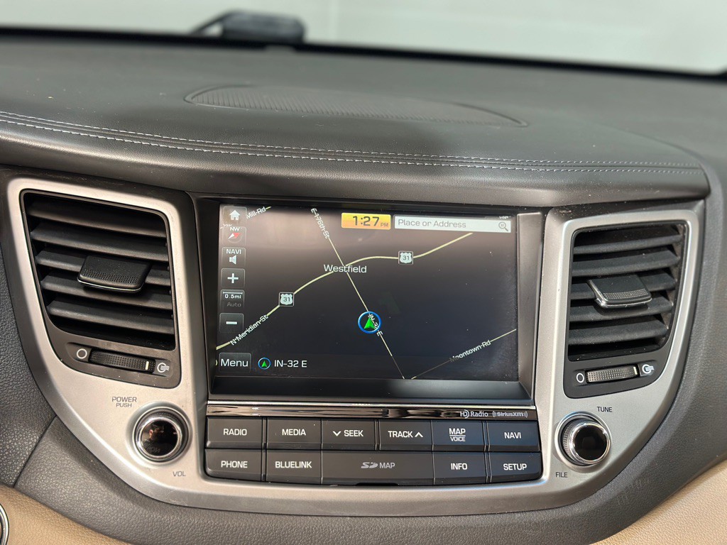 2016 Hyundai Tucson Image 18