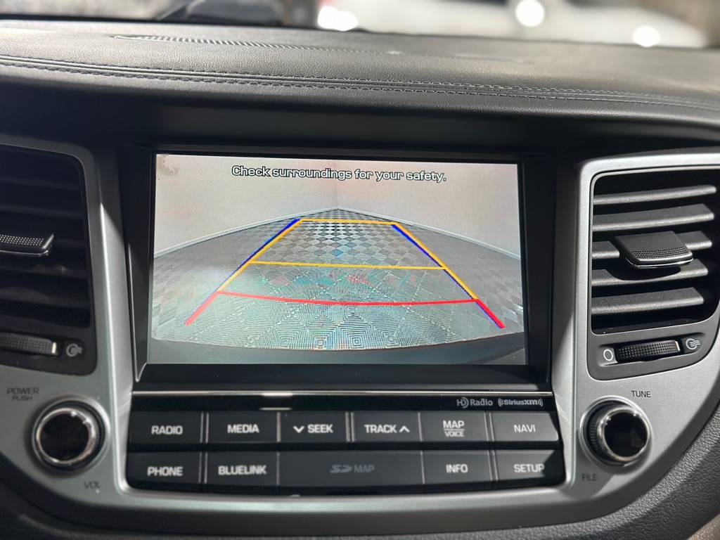 2016 Hyundai Tucson Image 23