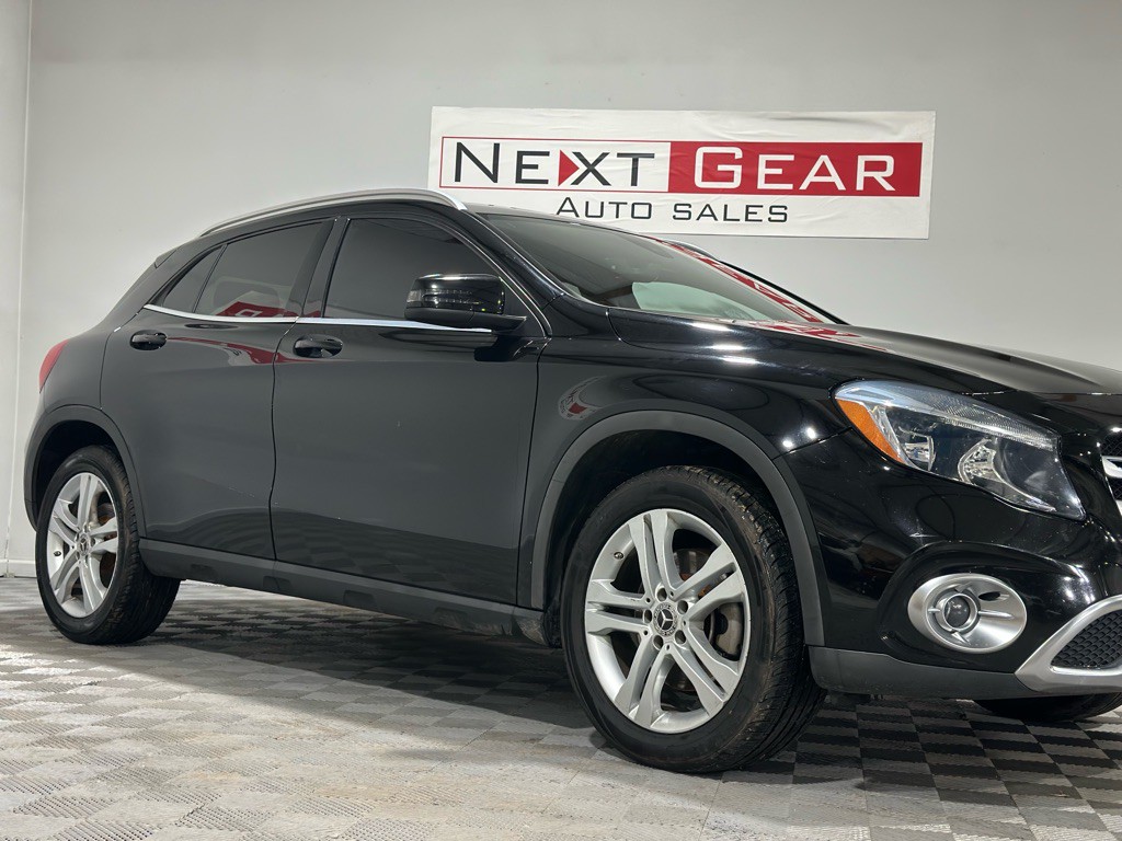 2019 Mercedes-Benz GLA-Class Image 2